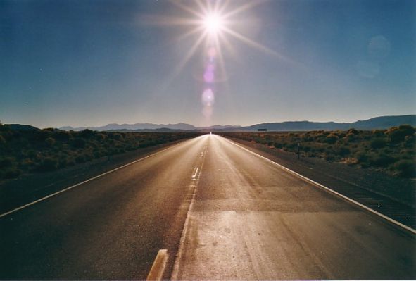 Loneliest Highway
ein Foto vom "loneliest highway" I-50 in Nevada
Schlüsselwörter: Fotowettbewerb