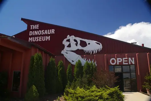 blanding dinosaur museum
