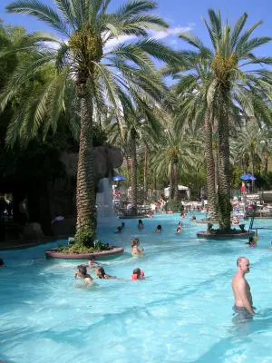 Pool am Flamingo
