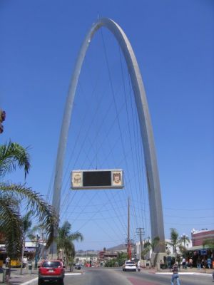 Gateway Arch
in Tijuana,Mexico
