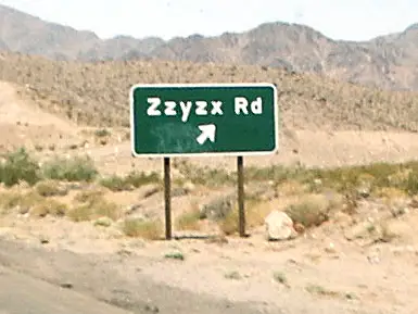 ZZYZX-Road
In unserem diesjährigen Urlaub kamen wir auf unserem Weg in den Red Rock Canyon SP auf der I15 an der ZZYZX-Road vorbei.....
Schlüsselwörter: Fotowettbewerb