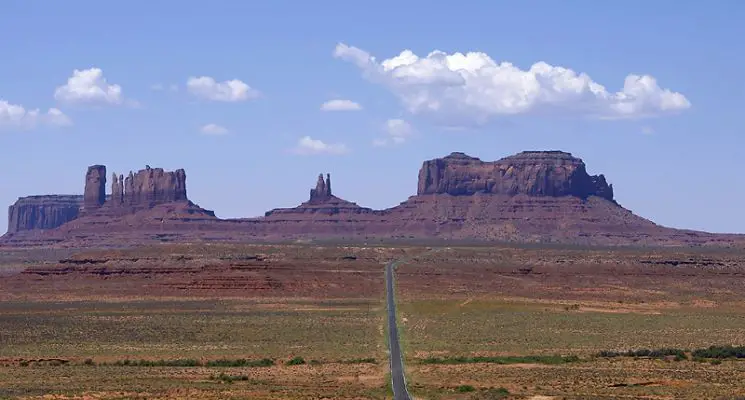 Auf dem Weg von Mexican Hat zum Monument Valley
"Wilder Westen", ich komme (endlich)!

Schlüsselwörter: Fotowettbewerb