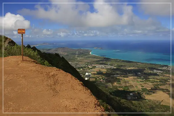 Kuli'ou'ou Ridge Trail
