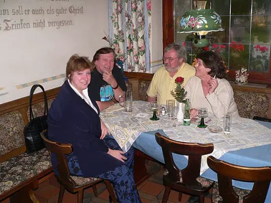 v.l.n.r: Pierremw's Frau, Pierremw, Brigi's Mann und Brigi
