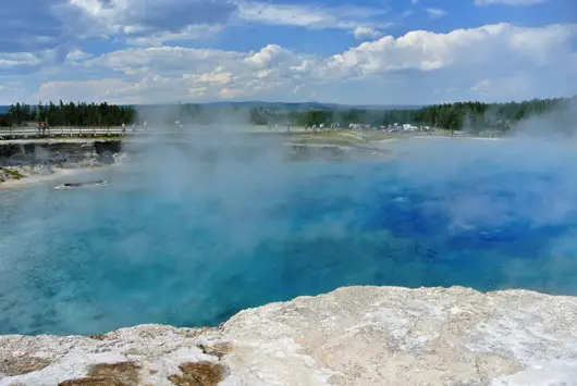 Yellowstone Midway Geysir 2
