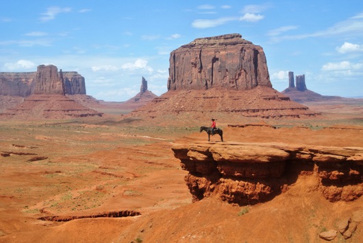 Monument Valley 9
