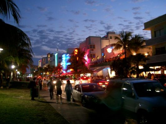 Nachts in Miami Beach
Ocean Drive
