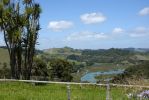 DSC00957 Hibiscus Coast Hwy bei Puhoi Blick auf Waiwera River und Stau_k