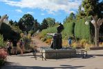 IMG_5295_Denver_Botanic_Gardens_Goddess_with_the_Golden_Thighs_von_Reuben_Nakian_k.jpg
