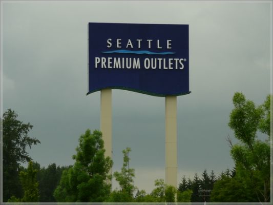 comp_Premium_Outlet_Tulalip_(2).jpg