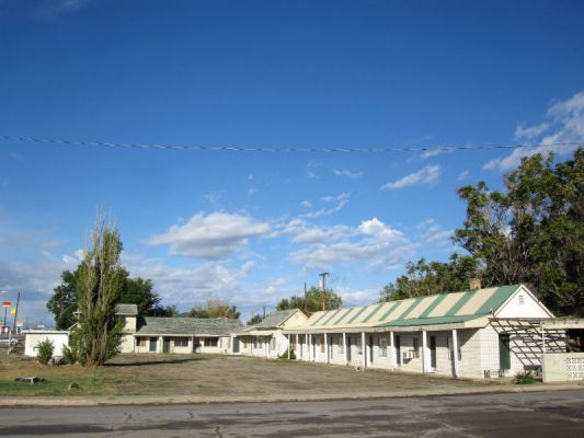 lonley Motel

