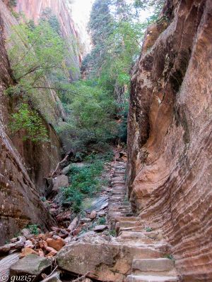 Trail zum Hidden Canyon 
