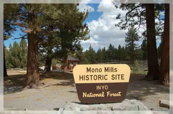 Mono Mills Sign

