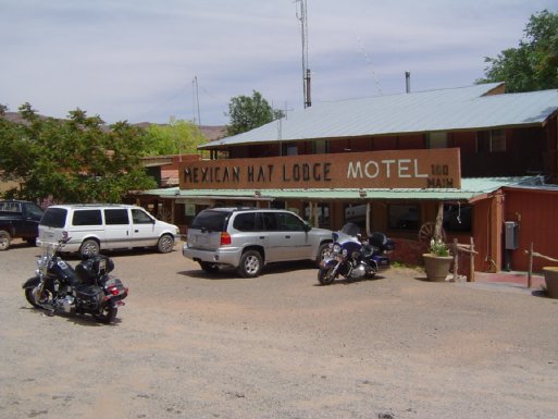 Mexican Hat Lodge
