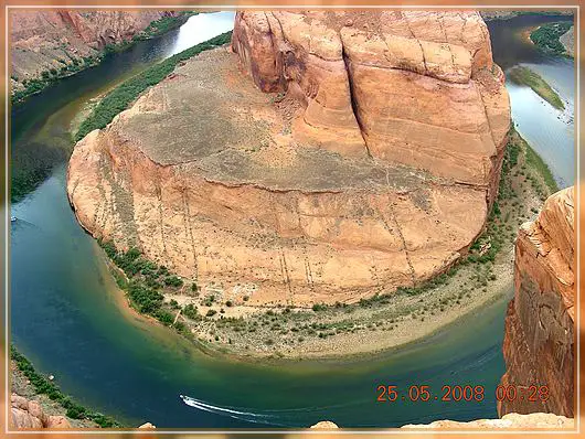 2 Horseshoe Bend
