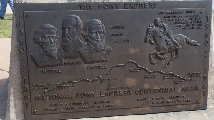 Pony Express
