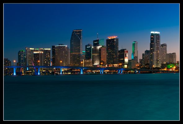 Miami at Night
Schlüsselwörter: Miami at Night
