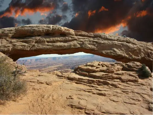 Mesa Arch im Canyonlands NP Utah.jpg